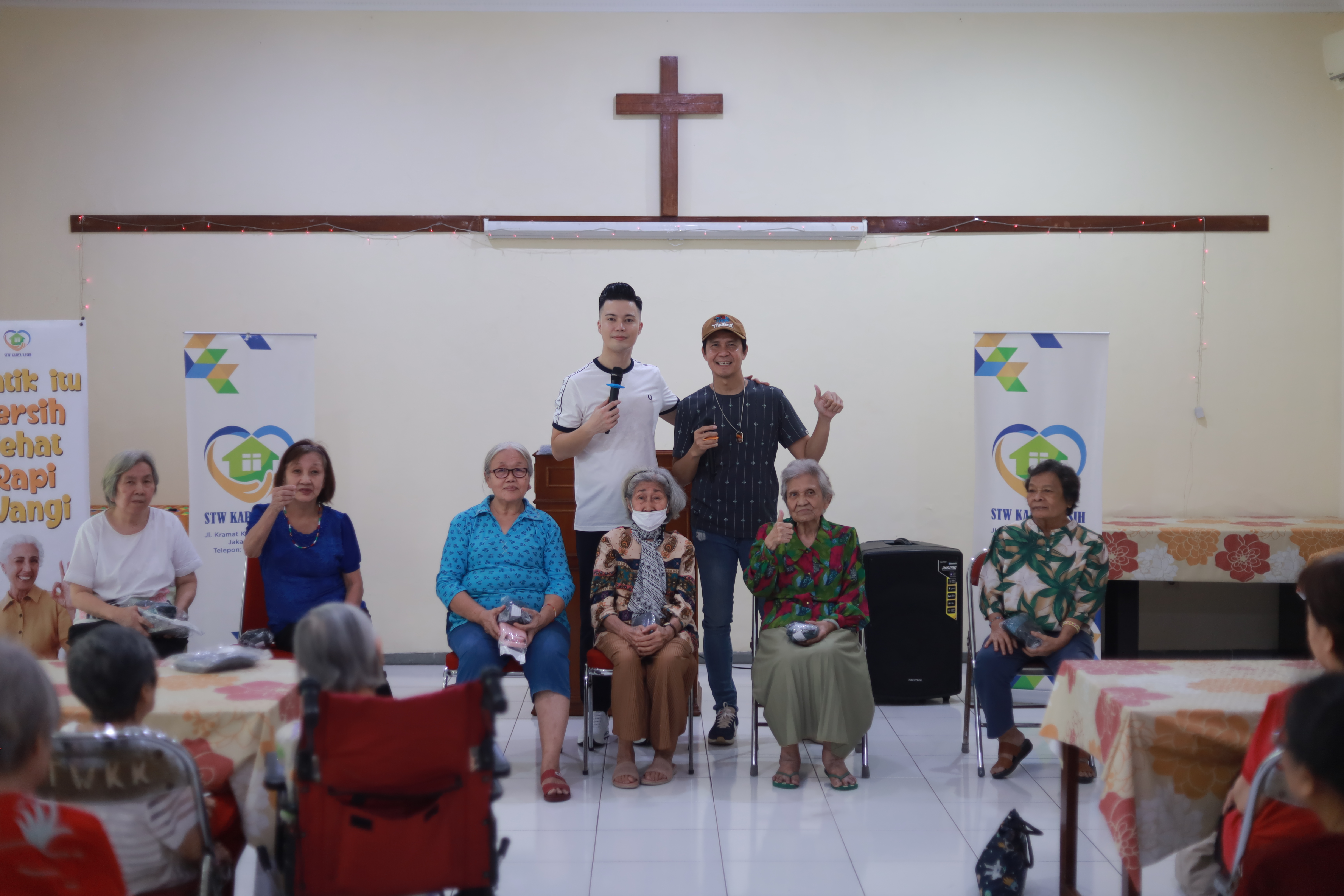 Ilustrasi kegiatan sosial